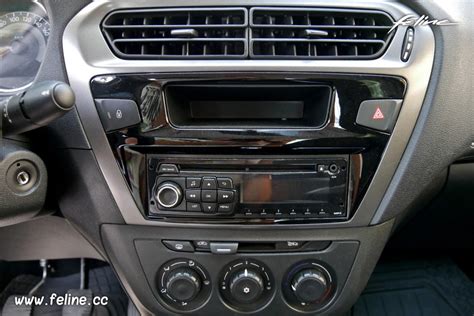 Photo Autoradio Climatisation Peugeot Active Hdi