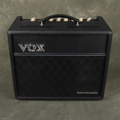 Vox Valvetronix Vt20 Guitar Amplifier 2nd Hand Rich Tone Music