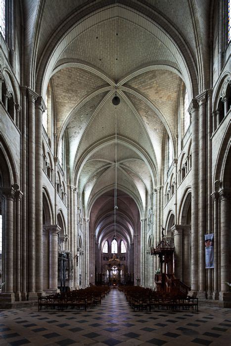 The Metropolitan And His Cathedral Saint Tienne De Sens Dennis