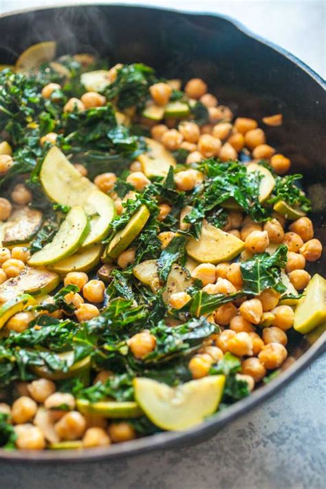 Chickpea Stir Fry With Homemade Chapati ~ Macheesmo