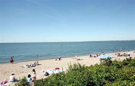 Where to go to the beach for free in Connecticut