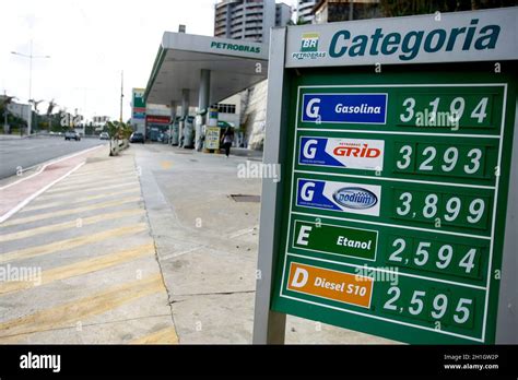 Fuel station brazil hi-res stock photography and images - Alamy