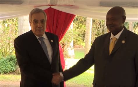 Le Premier ministre reçu à Kampala par le président ougandais pour la