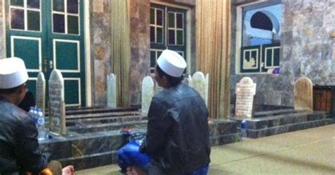 Story Of Wali Allah In Indonesia Makam Habib Abdullah Bin Muksin