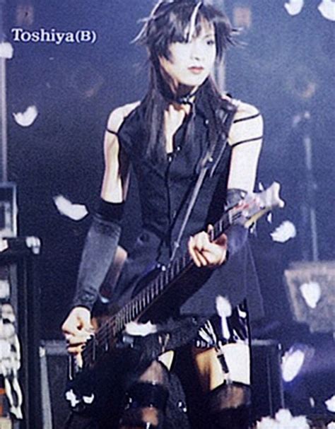 Toshiya Of Direngrey Dir En Grey Visual Kei Poses