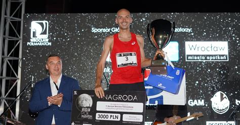 9 Nocny Wrocław Półmaraton Tak biegaliście we Wrocławiu MNÓSTWO ZD