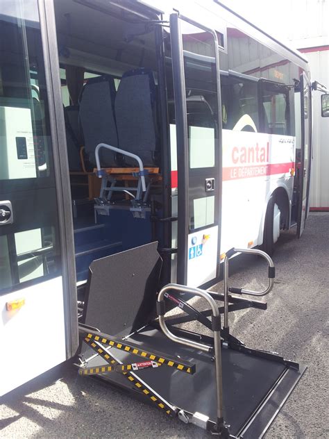 Transport en autocar dans le Lot Lignes régulières couvertes