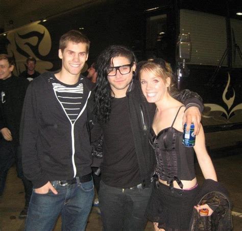 My girlfriend and I met Skrillex and 12th planet on their tour bus ...