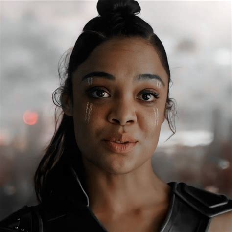 Tessa Thompson Valkyrie Mcu Aunt Targaryen Marvel Quick