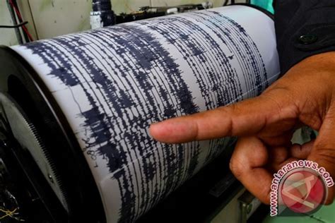 Gempa Tremor Gunung Slamet Cenderung Menurun ANTARA News