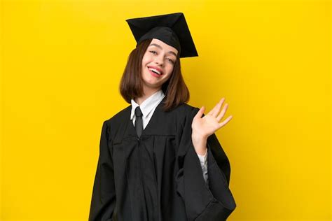 Mulher Ucraniana Jovem Graduada Na Universidade Isolada Em Fundo