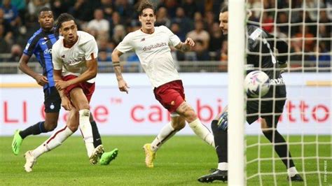 Hasil Liga Italia Inter Milan Keok Gol Dybala Dan Smalling Bawa As