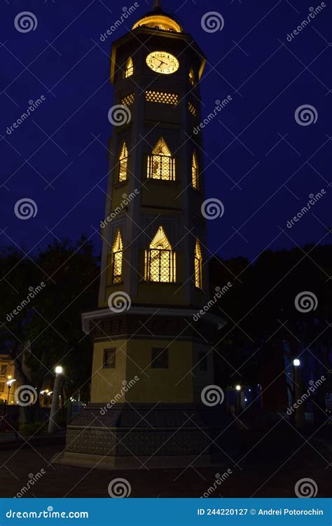 Torre Del Reloj Guayaquil Ecuador Malecon Clock Tower Night Scene