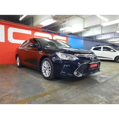 Mobil Bekas Toyota Camry 25 V 2018 Warna Black Plat Genap Di Jakarta