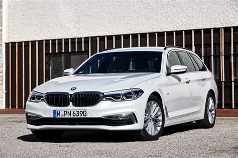 The 2017 BMW 520d Touring Goes For A Photoshoot In Europe