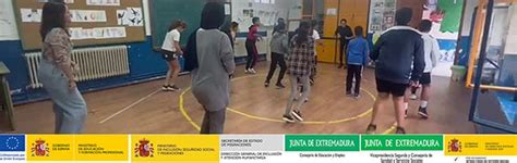 Danzas del mundo en el CEIP Gonzalo Encabo de Extremadura Fundación