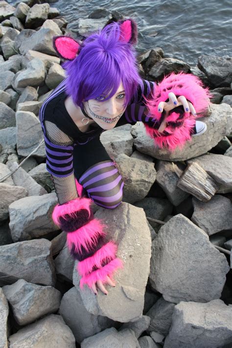 Cheshire Cat Cosplay From Alice In Wonderland