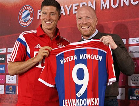 Koszulka Pi Karska Bayern Monachium Home Adidas Lewandowski