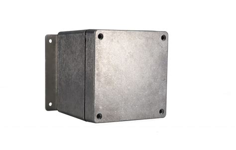 Aluminum Enclosure With Mounting Flanges An A Bud Industries