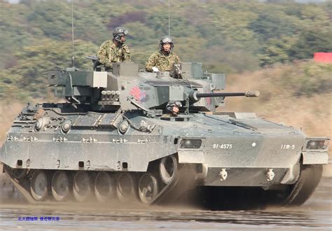 【防衛情報】エイジャックス装甲偵察車とampv多目的装甲車両 ウラン装甲戦闘車近代化とレッドバック装甲戦闘車 北大路機関