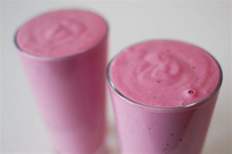 Fruit Smoothie - Midwest Food Connection