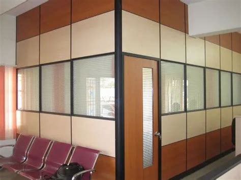 Aluminium Acoustic Hinged Aluminum Partition Rs 180 Square Feet Wood Spa Decors Id 20929554655