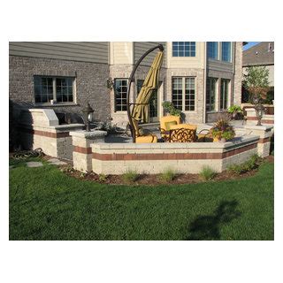 Patio Renovation Project With Grill And Fireplace Classique