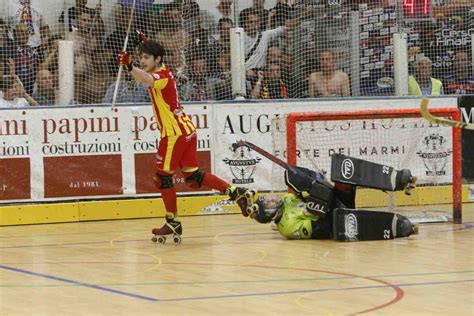 Hockey Pista La Finale Scudetto Forte Dei Marmi Beffato In Rimonta Da