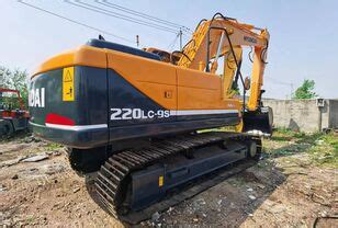 Hyundai R220LC 9S Tracked Excavator For Sale China Minhang District