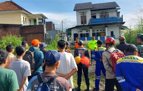 Terpeleset Saat Ambil Air Anak 10 Tahun Di Pasirwangi Garut Hanyut