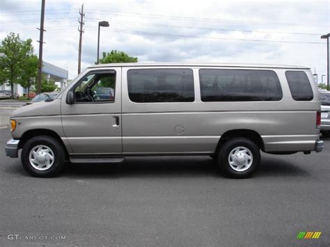 2002 Ford E Series Van E350 XLT 15 Passenger Exterior Photos | Ford e series, Van, Ford