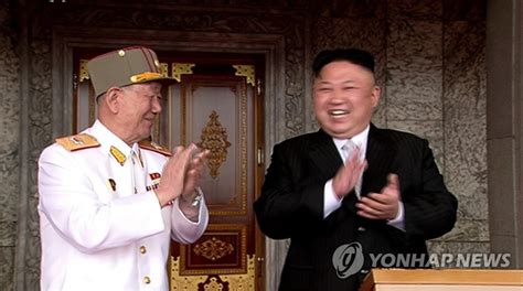 北朝鮮 軍事パレード開催＝金正恩氏出席 聯合ニュース