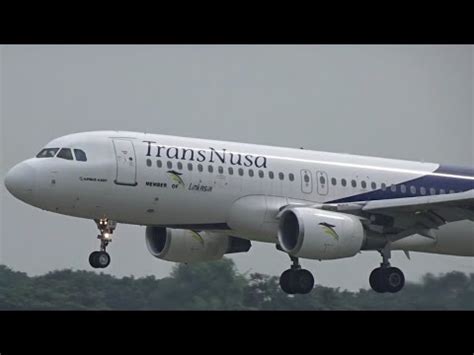 TransNusa Airbus A320 Landing Di Bandara Soekarno Hatta YouTube