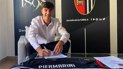 Ascoli Calcio Il Enne Difensore Piermarini Firma Fino Al Sono