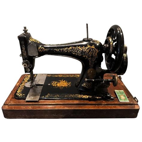 Singer Sewing Machine In Original Case And Key 1892 At 1stdibs 1892