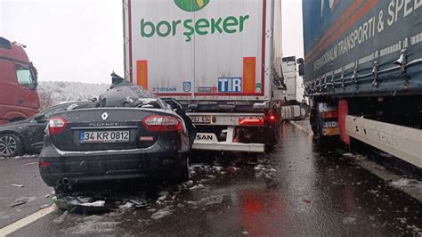 58 ARACIN KARIŞTIĞI ZİNCİRLEME TRAFİK KAZASI Özgür Bolu