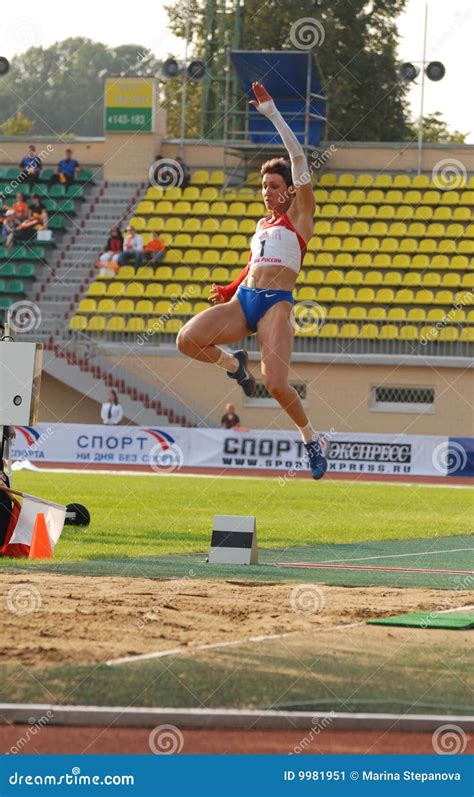 Tatyana Lebedeva Salto De Longitud Foto Editorial Imagen De Salto