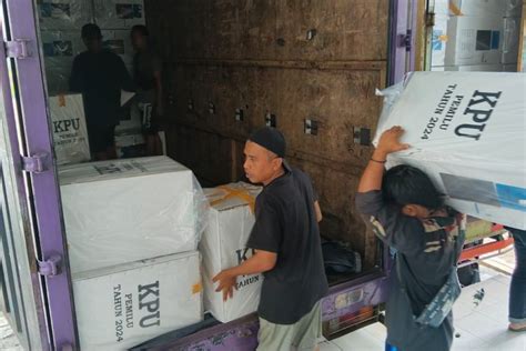 Logistik Pemilu Di Kebumen Mulai Didistribusikan Ditargetkan Rampung 8