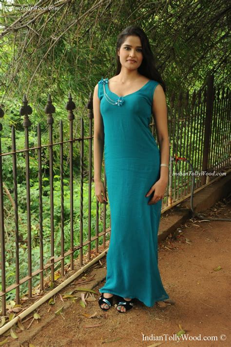 Indian Desi Actress Stills Sneha Thakur Hot Photos