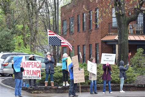 Activists protest the jail in pine bluff arkansas living conditions 3