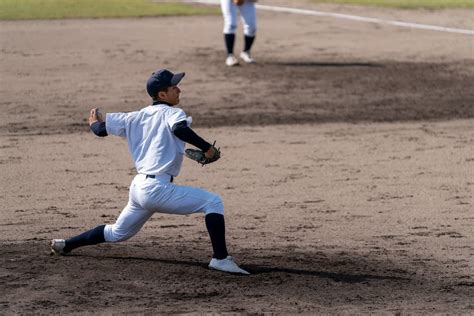 野球肩でボールを投げる瞬間に痛い！症状の種類と原因・予防法やストレッチを紹介 株式会社リハサク