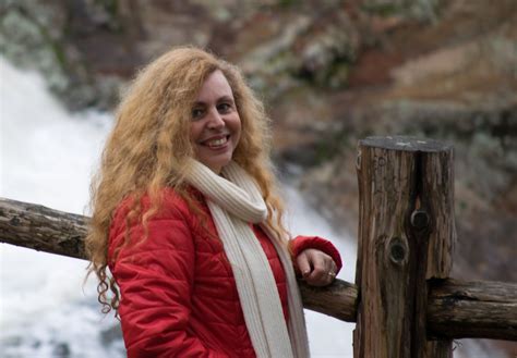 Wallpaper Waterfall Long Hair Red Winter River Scarf Nikon Fur