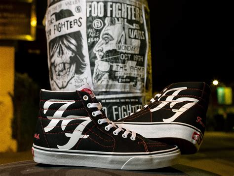 Vans Und Foo Fighters K Ndigen Collab Zum J Hrigen Jubil Um Der Band An