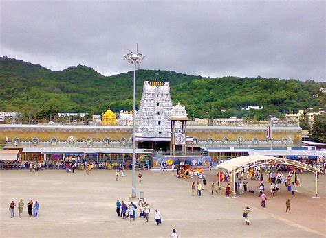 A Guide to the Richest Temple of India - Tirupati Balaji