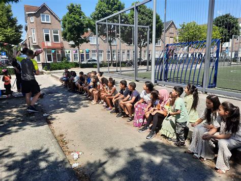 Een Heerlijke Zonnige Middag In Bloemhof LikeJeWijk Feijenoord