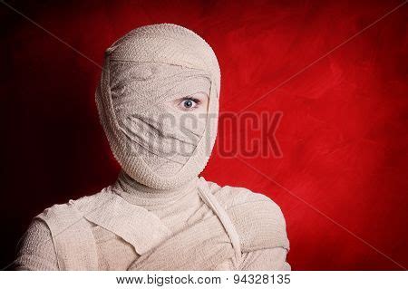 Mummy Halloween Image & Photo (Free Trial) | Bigstock