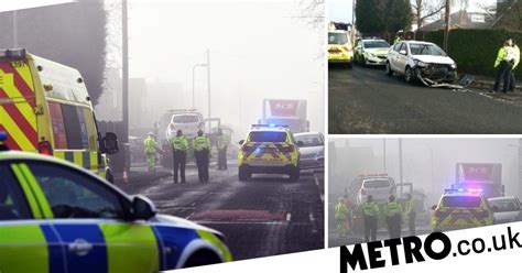 Six Injured After Car Crashes Into Them Outside Primary School Metro News