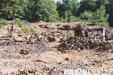 Guedelon La Construction D Un Chateau Fort Par Marif DERUFFI