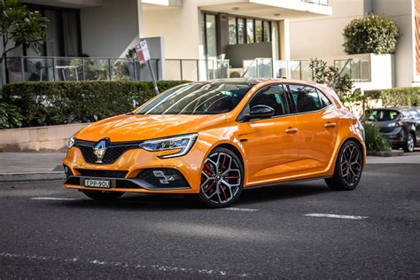 2022 Renault Megane R S Trophy RS TROPHY Vs 2022 Renault Megane R S