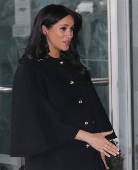 Pregnant MEGHAN MARKLE Arrives at New Zealand House in London to Sign a ...